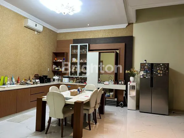 image RUMAH NGINDEN INTAN BARAT TAMAN LUAS DAN INDAH (5)