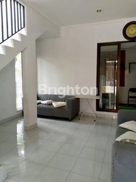 image DIJUAL MURAH DAN CEPAT RUMAH HOEK 2 LANTAI – JAYA IMPERIAL, SEPATAN, TANGERANG, BANTEN (2)