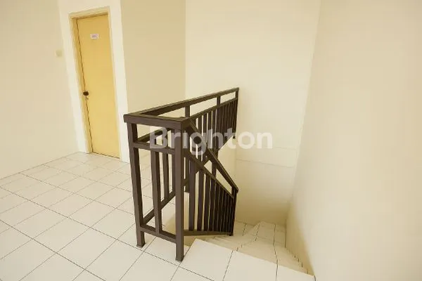 image RUKO 2 LANTAI SHM BINTARO 750 JT (4)