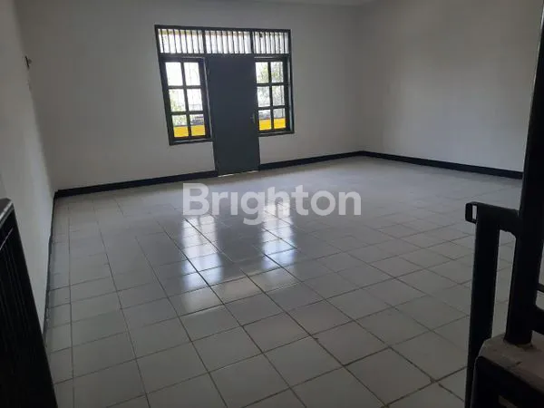 image RUKO STRATEGIS DI GUNUNGANYAR, SHM, 200M² (1)