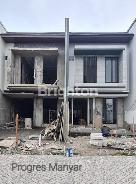 image RUMAH BARU GRESS MANYAR DEKAT RAYA KERTAJAYA, KONI, GALAXY MALL, MERR (1)