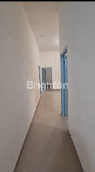 image RUMAH DENGAN TERAS LUAS TIPE 99/144 DI DAERAH PEMUDA RIAU UJUNG (7)