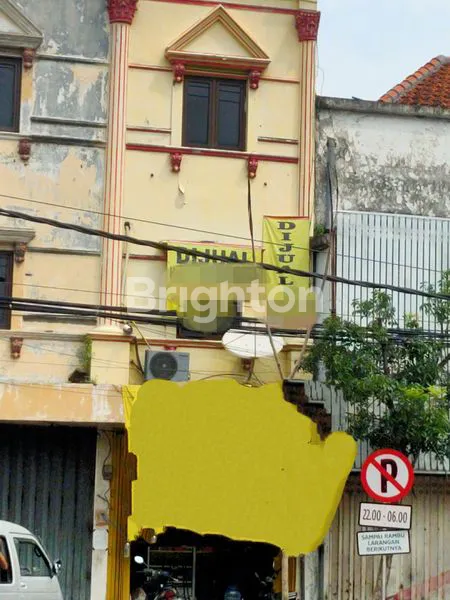 image RUKO 3 LANTAI DI TENGAH KOTA DAERAH KEDUNGDORO (1)