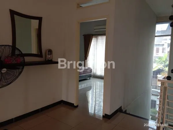 image DIJUAL RUMAH MEWAH BINAMARGA RAWALUMBU BEKASI (7)