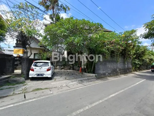 image VILLA MODERN DI LEGIAN LOKASI STRATEGIS DEKET PANTAI (8)