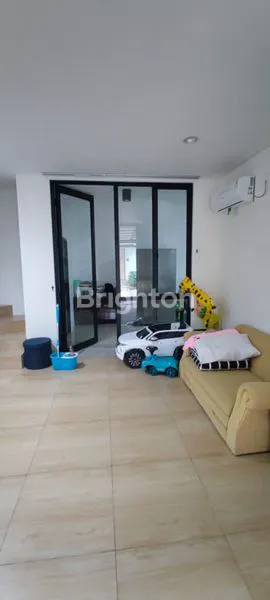 image DIJUAL RUMAH CANTIK, CLUSTER CENDANA CLOV\\\'R (4)