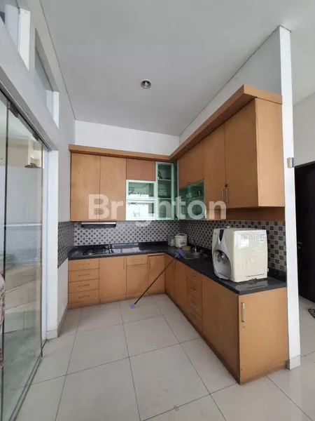 image RUMAH  MODERN DAN MEWAH KT 4+1 DI CLUSTER MONACO KOTA WISATA (6)