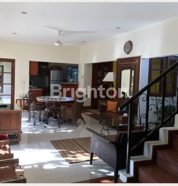 image VILLA 2 LANTAI DI UMALAS 4 BR,  (2)