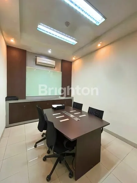 image RUKAN PREMIUM PERMATA SENAYAN – LOKASI STRATEGIS UNTUK KANTOR & USAHA (5)