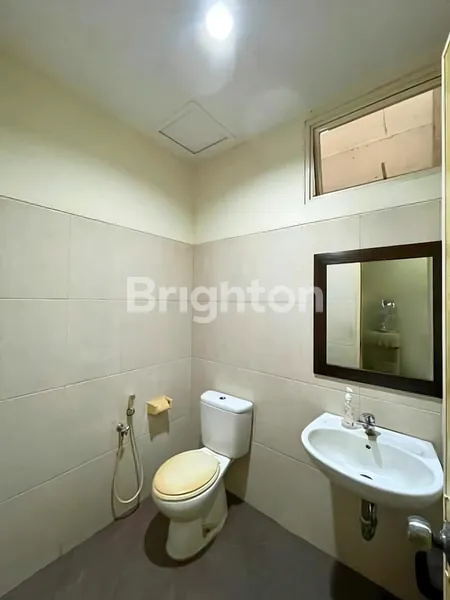 image RUKAN PREMIUM PERMATA SENAYAN – LOKASI STRATEGIS UNTUK KANTOR & USAHA (7)