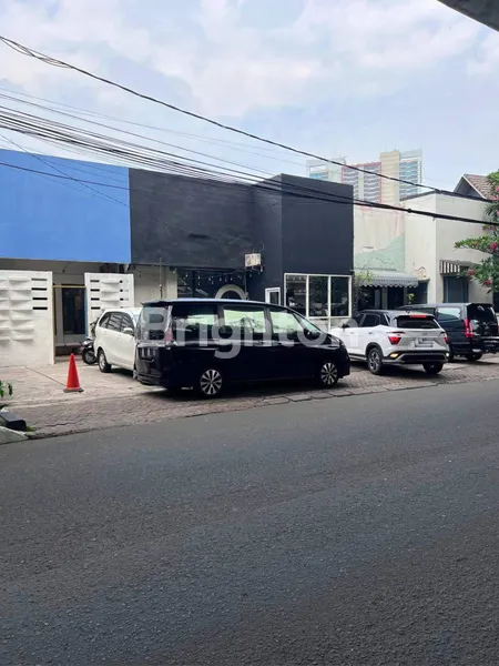 image RUKO 2 LANTAI POSISI PINGGIR JALAN UTAMA JAKARTA SELATAN (6)