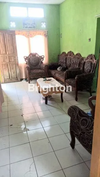 image RUMAH POSISI HOOK SIAP HUNI DI PERUM. PANDAN LANDUNG, MALANG (2)