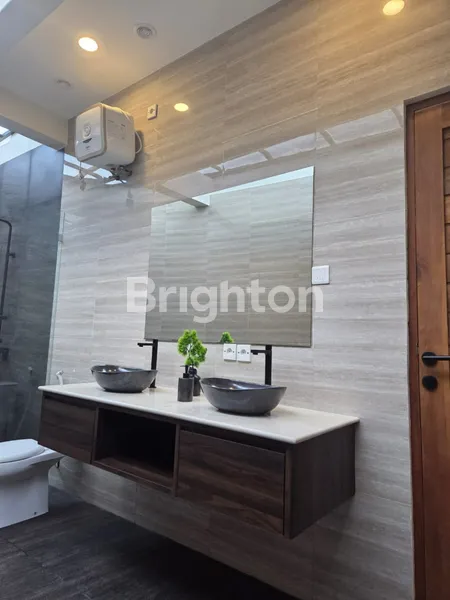 image A 3 BR VILLA IN BATUR SARI AREA INI SANUR, 10 MINUTES TO SANUR BEACH (LEASEHOLD 21 YEARS) (4)