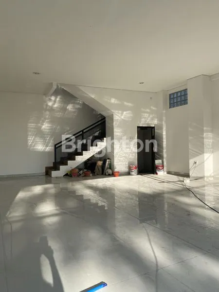 image RUKO 2 LANTAI SESETAN (5)