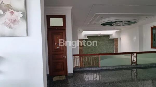 image DIJUAL CEPAT! RUMAH HOEK 3 LANTAI DI TAMAN PERMATA BUANA, KEMBANGAN – JAKARTA BARAT (2)
