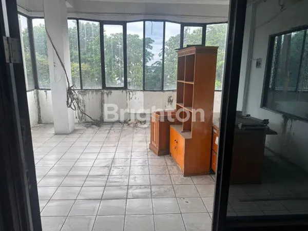 image RUKO LT 213M² DI JAKARTA PUSAT, SHM (4)