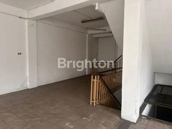 image RUKO LT 213M² DI JAKARTA PUSAT, SHM (5)