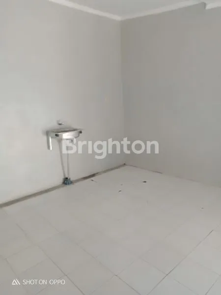 image TEMPAT USAHA BERLOKASI STRATEGIS DISEWAKAN (3)