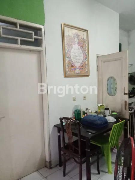 image DIJUAL RUMAH TINGGAL ASRI,TERAWAT DAN BEBAS BANJIR DI KOMPLEK PERUMAHAN (8)