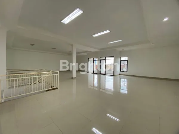 image RUKO BESAR 2 LANTAI DI BARAT MALIOBORO (3)