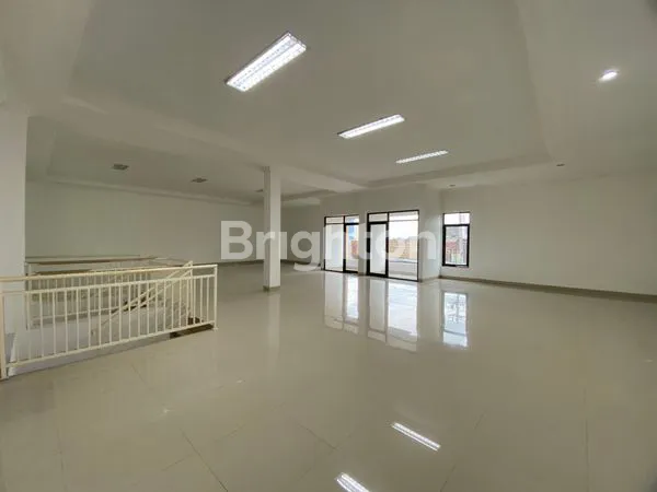 image RUKO BESAR 2 LANTAI DI BARAT MALIOBORO (4)