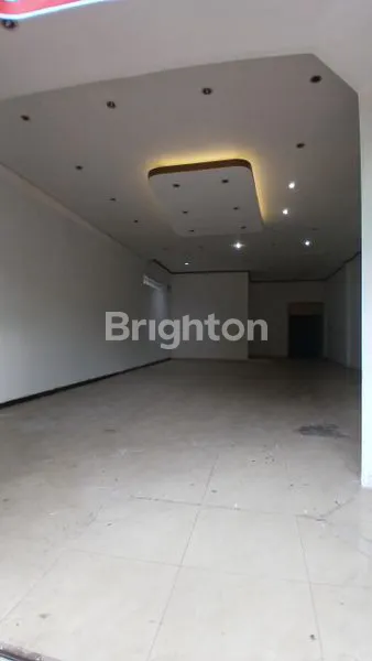 RUKO STRATEGIS 3 LANTAI DI SAMARINDA