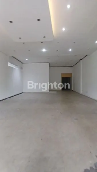 image RUKO STRATEGIS 3 LANTAI DI SAMARINDA (2)