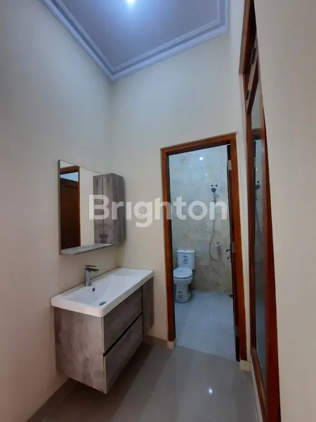 image SOLOBARU, HUNIAN CANTIK DAN NYAMAN SERTA LOKASI STRATEGIS. LUAS 84M. SHM (5)