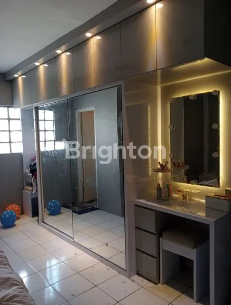image RUMAH 5 KT LT 200M² DI KOMPLEK WARTAWAN (3)