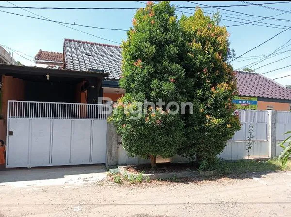 image RUMAH 5 KT LT 200M² DI KOMPLEK WARTAWAN (2)