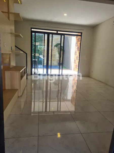 image RUMAH MODERN TROPIS KBP LENGKAP DENGAN  KOLAM RENANG (8)