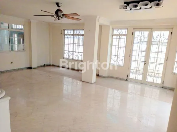 image RUMAH DI LIPPO KARAWACI  TANGERANG (4)