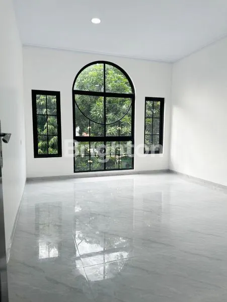 image READY 4 UNIT RUMAH BARU, 3 LANTAI TANJUNG DUREN BARAT KONDISI BAGUS SIAP HUNI HADAP UTARA ROW JALAN 3 MOBIL DEKAT MALL KAMPUS DLL (7)