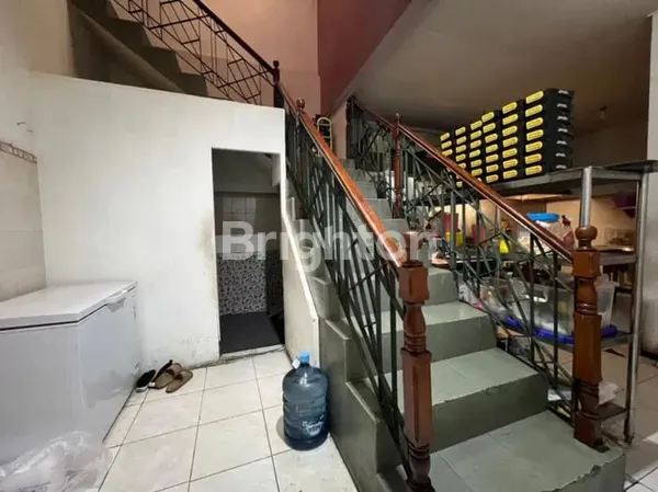 image RUKO STRATEGIS  DI KLOJEN MALANG JAWA TIMUR (4)