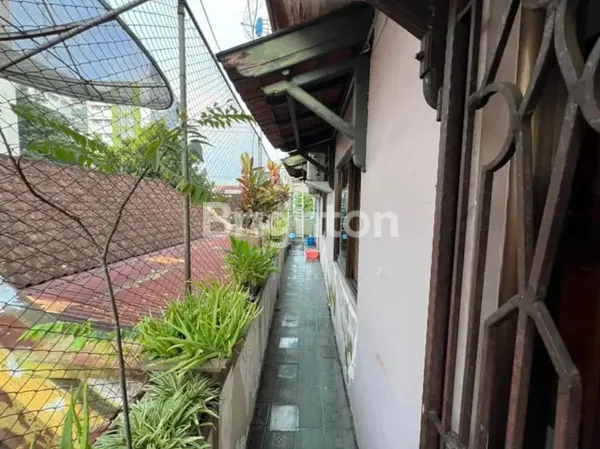 image RUKO STRATEGIS  DI KLOJEN MALANG JAWA TIMUR (7)