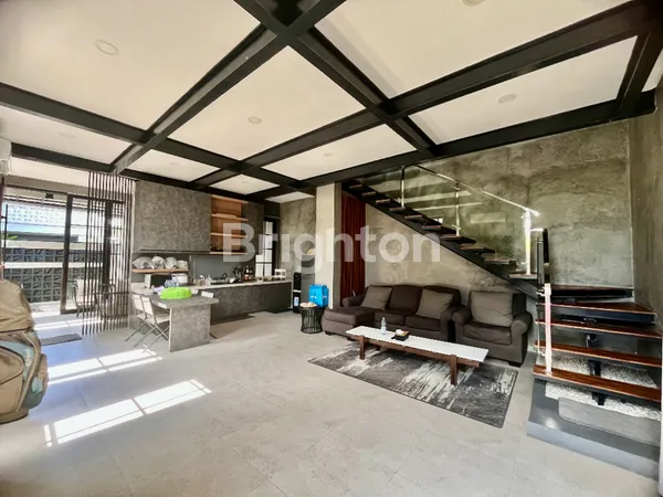 image FOR RENT – MODERN INDUSTRIAL HOUSE IN KESAMBI, KEROBOKAN (5)