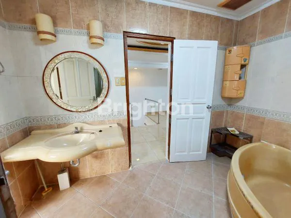 image RUMAH TANJUNG DUREN POSISI HOOK SIAP PAKAI JAKARTA BARAT (2)