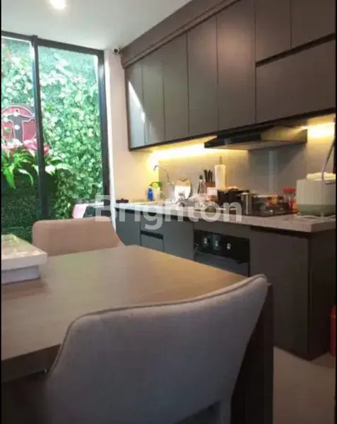 image DI JUAL RUMAH SIAP HUNI TERAWAT FULL FURNISHED (2)