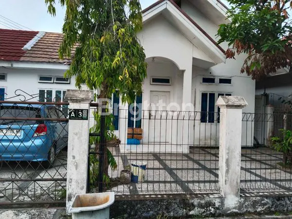 image RUMAH 3KT DI MARPOYAN DAMAI, LT 150M² (3)
