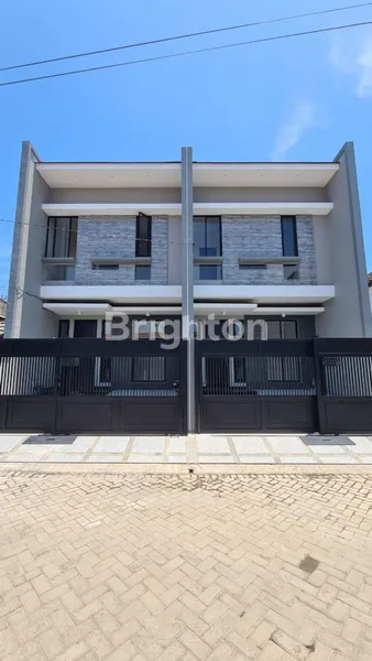 image KLAMPIS SEMOLO 2 UNIT DEKAT HOKKY BUAH MERR ONE GATE (1)