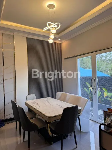 image DIJUAL RUMAH MEWAH FULLFURNISH TENGAH KOTA BERNUANSA MINIMALIS LOKASI KM 6,5 AMAN NYAMAN HARGA NEGO (4)