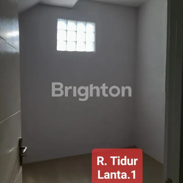 image RUMAH 2LANTAI MULUS BANGET , CLUSTER DEPAN ICONMALL GRESIK (3)