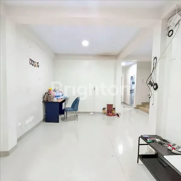 image RUKO JL. GALANG / BANGAU ( DEPAN SEKOLAH HUSNI THAMRIN ) INTI KOTA. 50 METER KE JL. MADONG LUBIS (4)