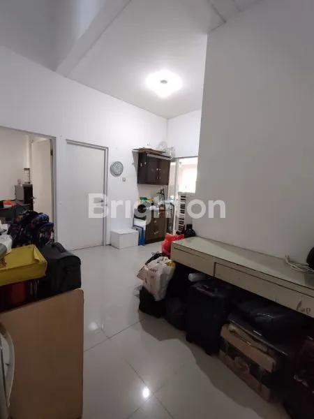 image JUAL CEPAT RUMAH MEPET SURABAYA BARAT (4)