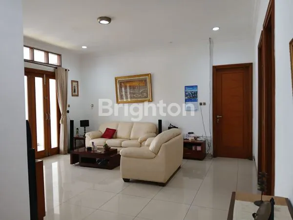 image DIJUAL RUMAH MEWAH 550M² DI TAMAN GALAXY, 4+2 KT (8)
