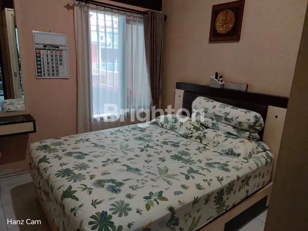 image DIJUAL RUMAH MODERN BAGUS 2 LANTAI LENGKAP FURNITURE SIAP HUNI DI SULFAT KOTA MALANG (3)