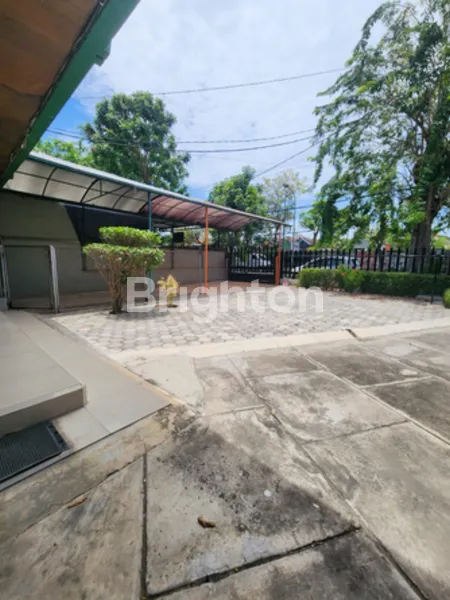 image \UD83C\UDF1F RUMAH MEWAH DIJUAL – JL. NIAS, SURABAYA \UD83C\UDF1F (3)