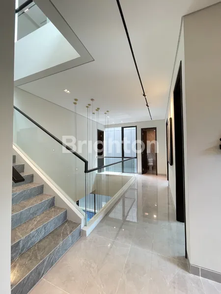 image RUMAH MEWAH ATTIC ROOM + POOL, CITRALAND THE GREENLAKE! (4)