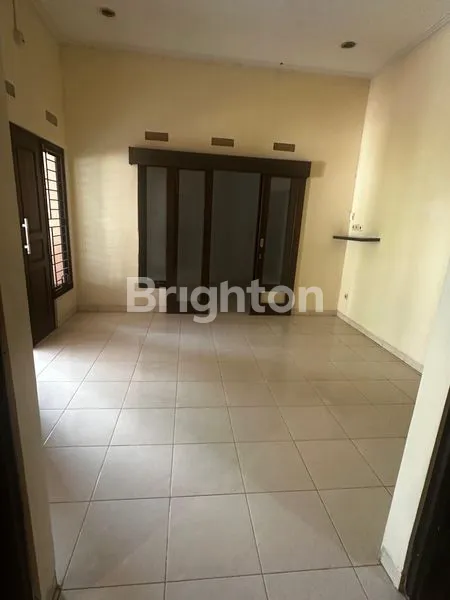 image HUNIAN STRATEGIS 2KT DEKAT TOL JAGORAWI (3)