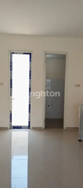 image STRATEGIS! RUKO 3 LANTAI DEKAT SURABAYA CAMBRIDGE SCHOOL (6)